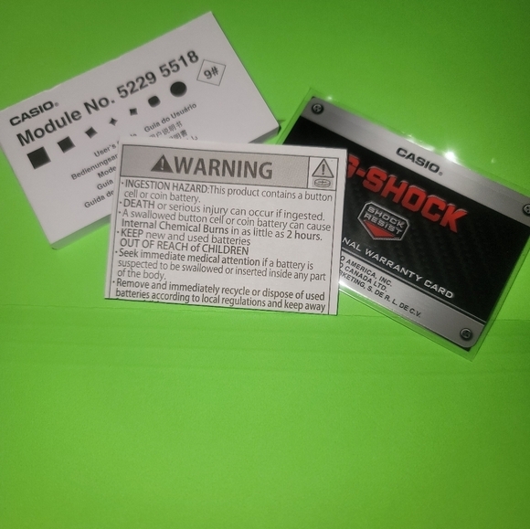 G-SHOCK WATCH WOMENS (White/Rose Gold Face) - Picture 4 of 4